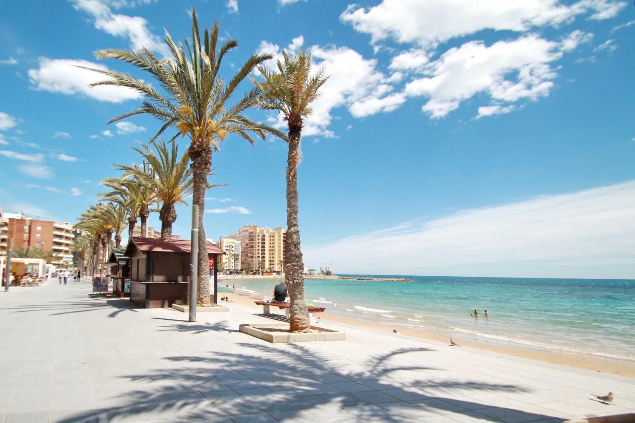 Zoa Happy Vacations Torrevieja Exterior photo