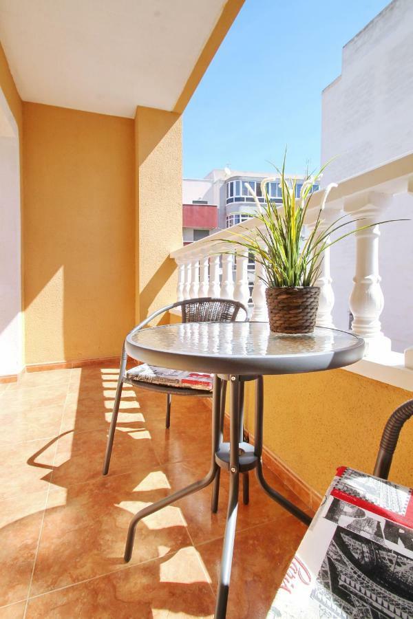 Zoa Happy Vacations Torrevieja Exterior photo